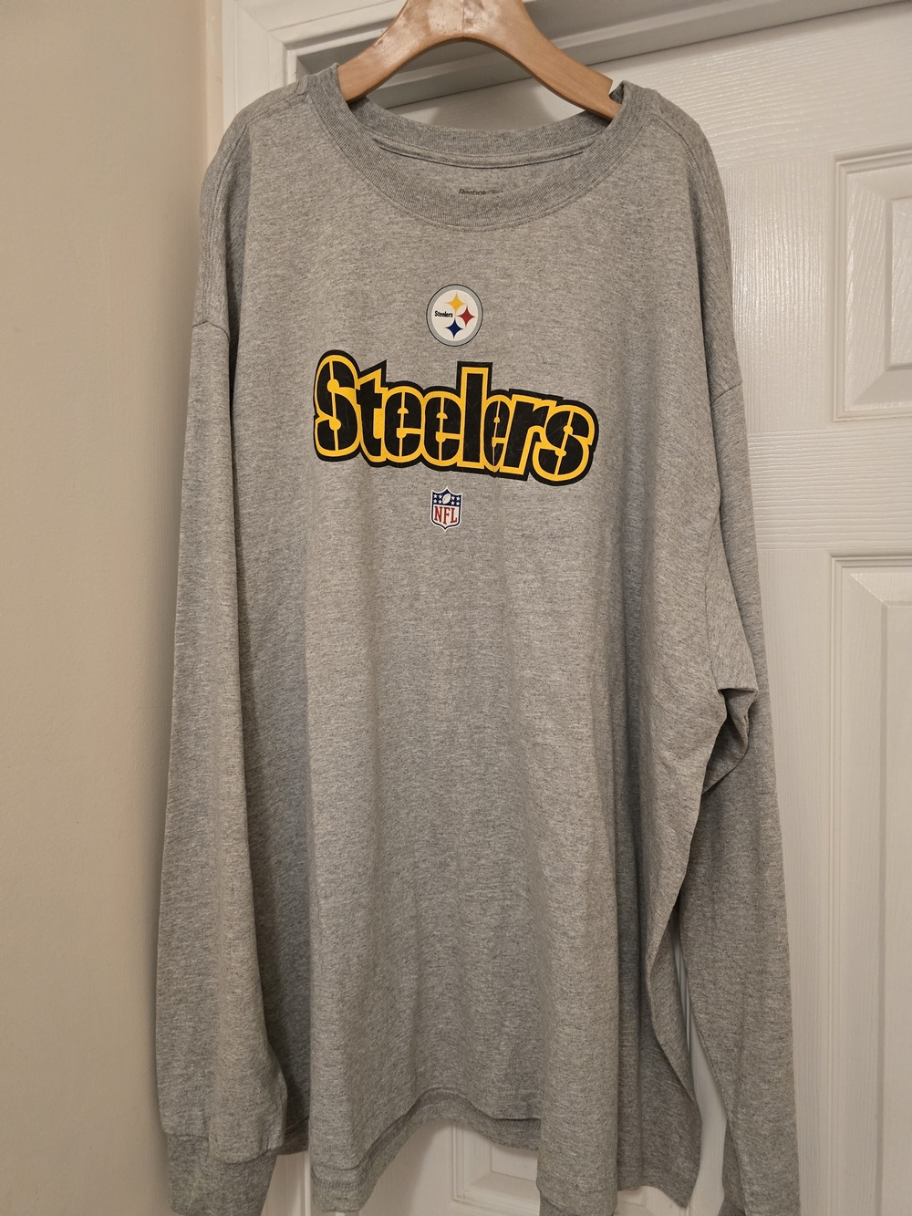 Pittsburgh Steelers Gray Long Sleeve Tee